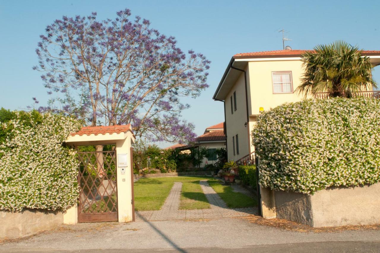 B&B Villa Dei Fiori 圣欧费米亚拉默齐亚 外观 照片